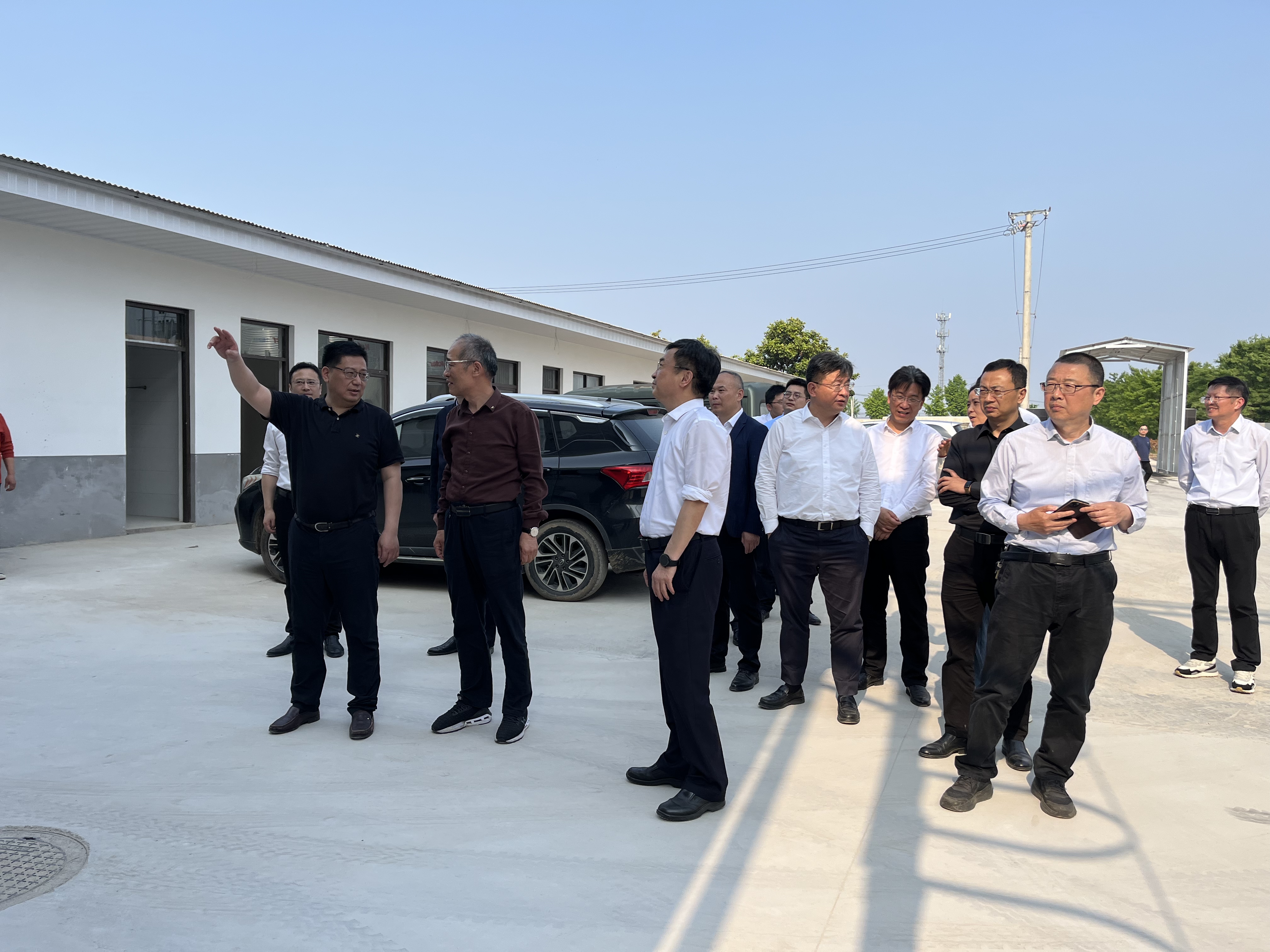 南通市副市长刘洪率队到访京海集团考察调研
